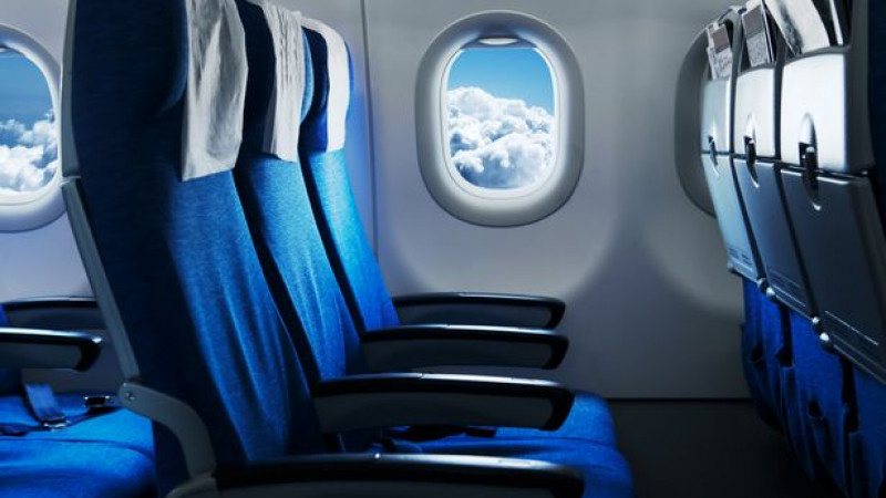 "Первый класс для бедных": турист-блогер нашел способ "обмануть" авиакомпании