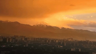 Фантастическое небо после дождя в Алматы