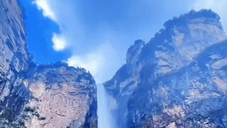 "Подделка?" Самый высокий водопад Азии назвали фейком